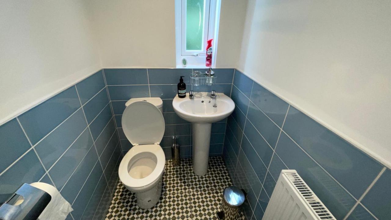 Anfield Place To Stay Liverpool Buitenkant foto